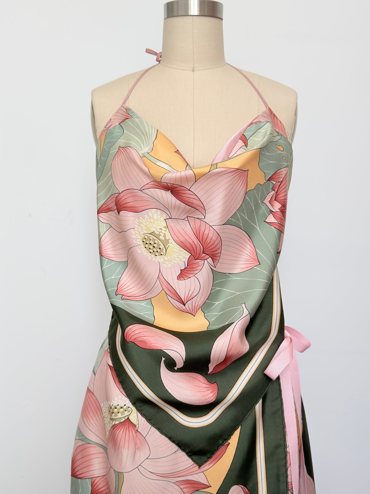 Upcycled Vintage Hermès Fleurs de Lotus Matching Set