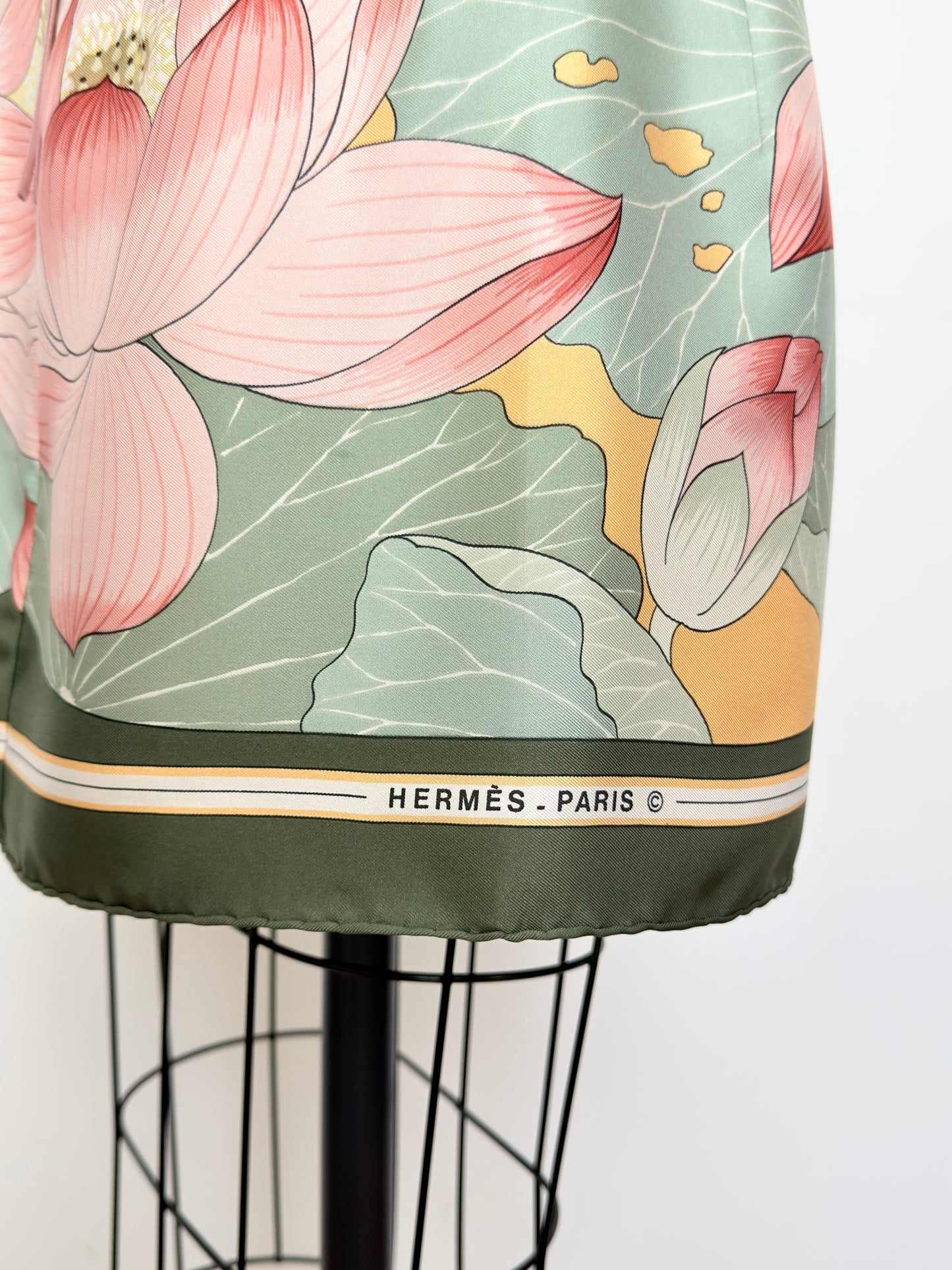 Upcycled Vintage Hermès Fleurs de Lotus Matching Set
