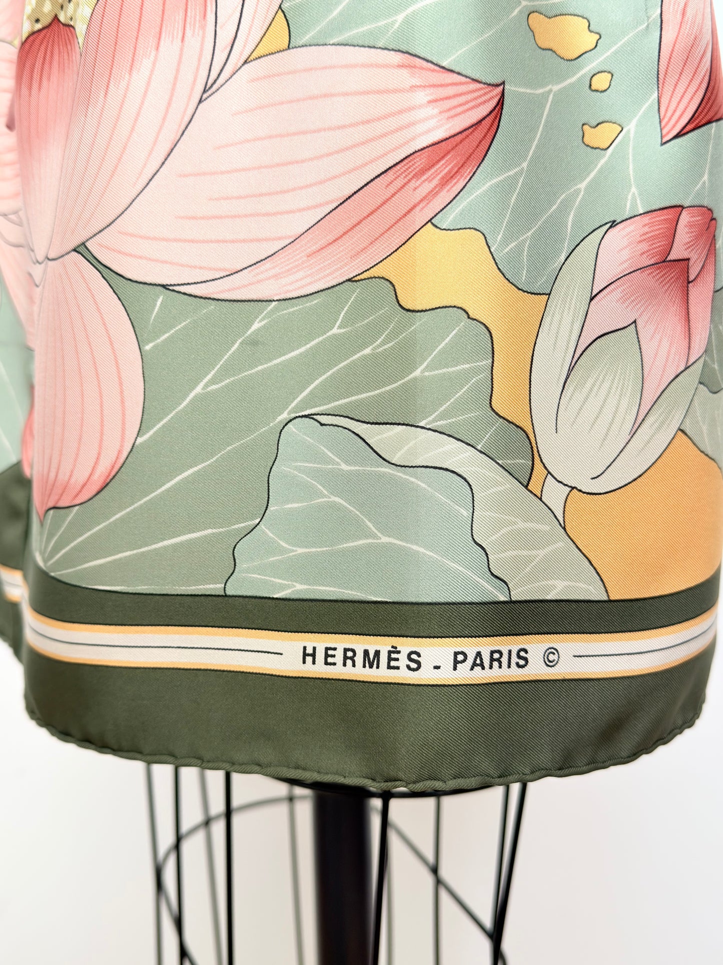 Upcycled Vintage Hermès Fleurs de Lotus Matching Set