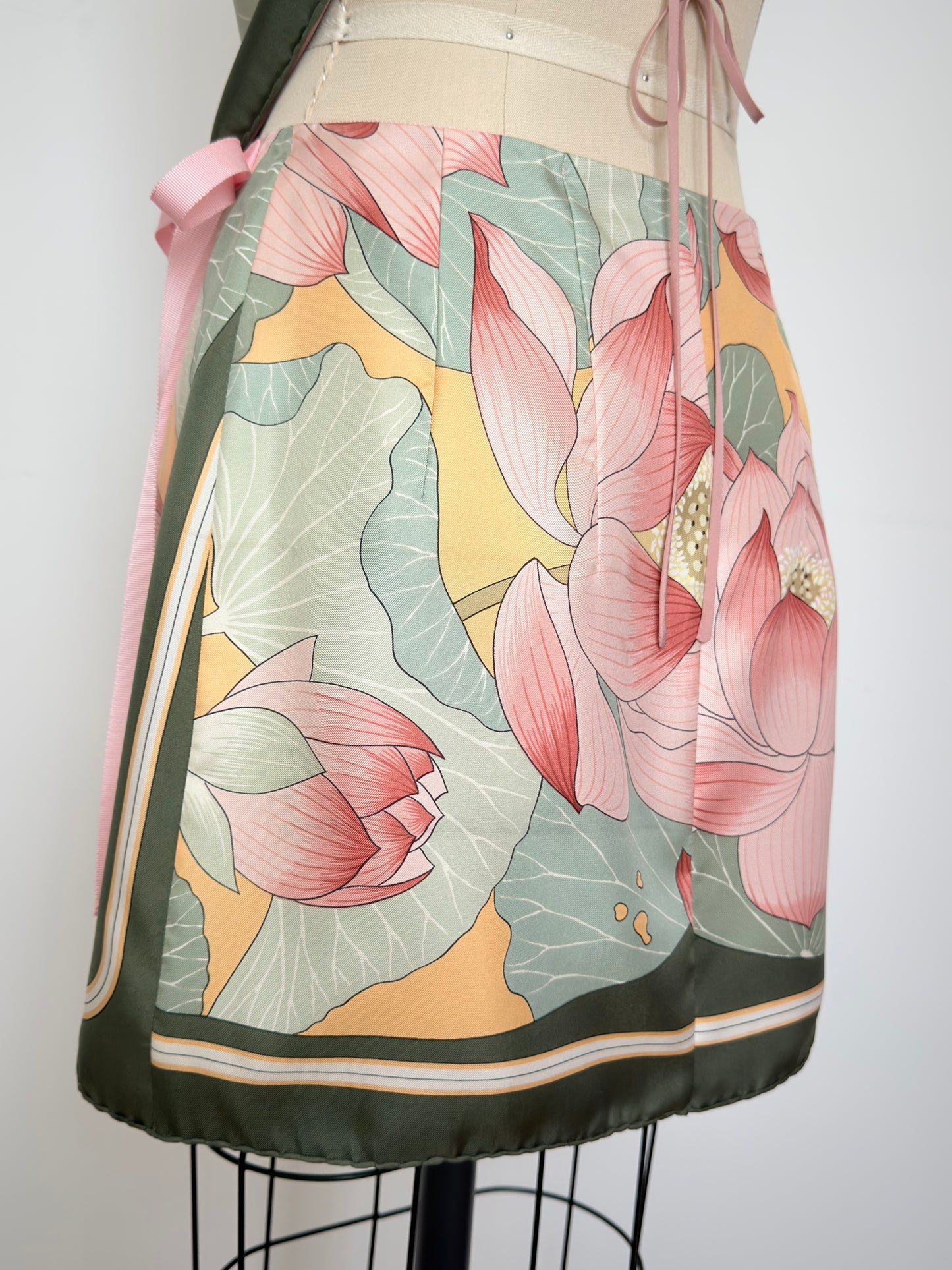 Upcycled Vintage Hermès Fleurs de Lotus Matching Set